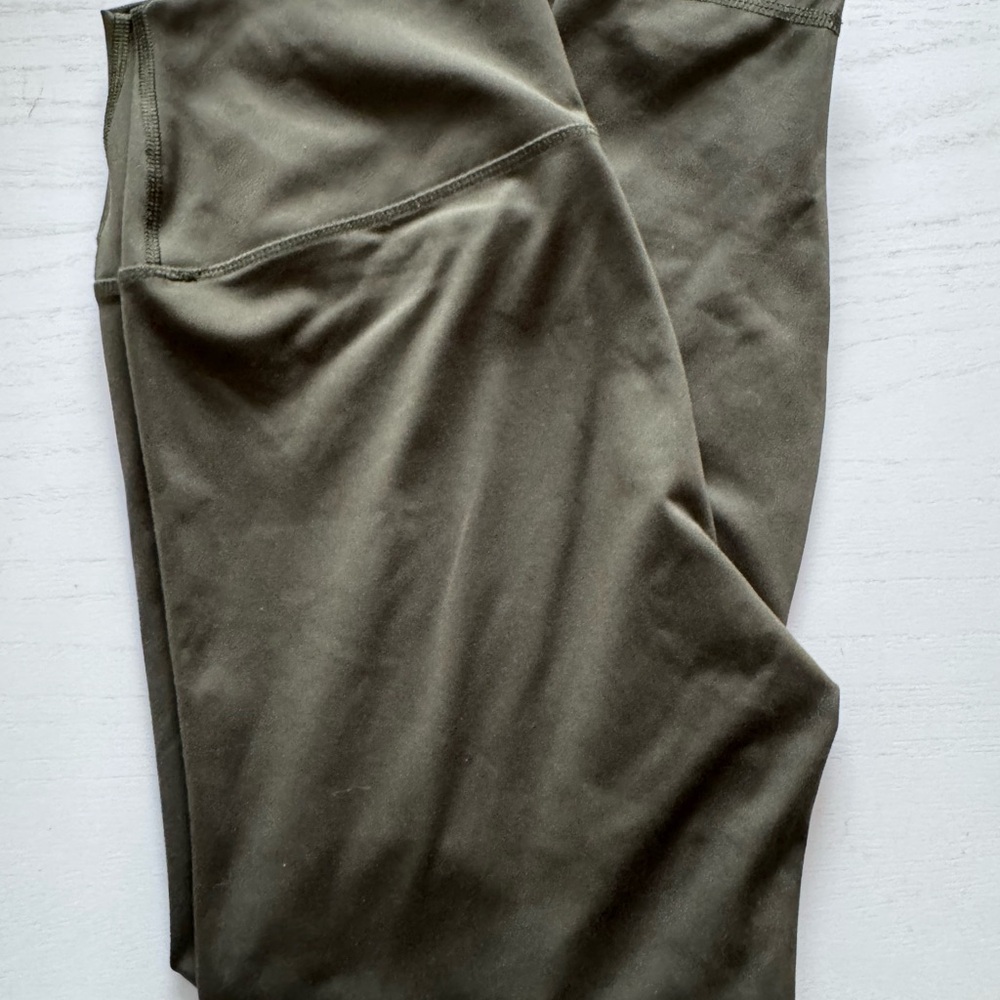 Woman’s Yogalicious Lux Olive Green Pants